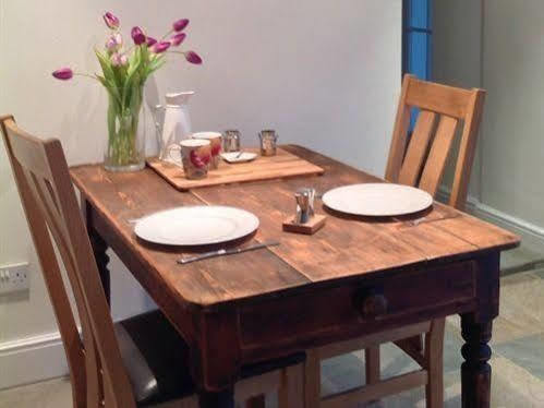 Slades Farm Bed and breakfast